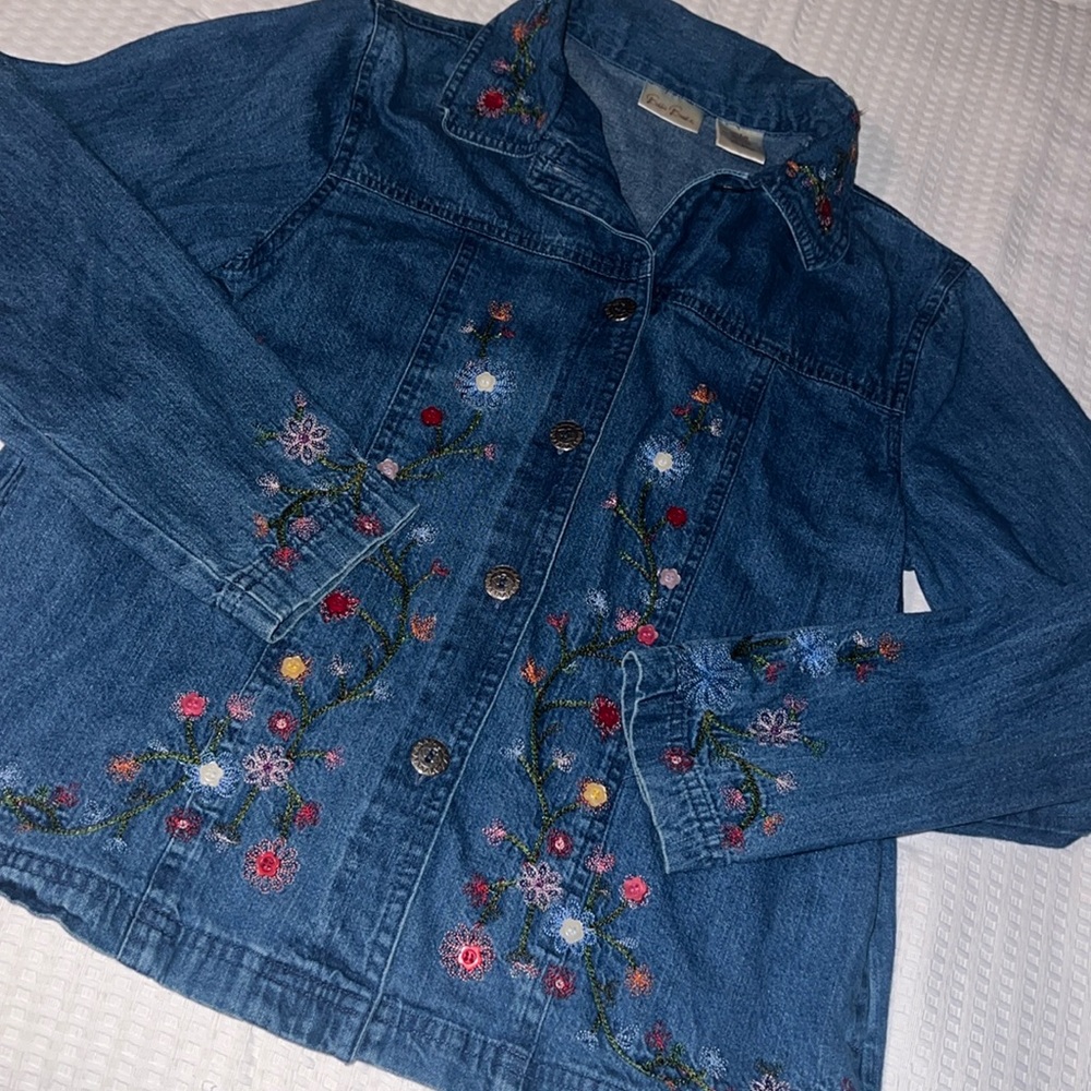 Bobbie Brooks Blouse With Packages